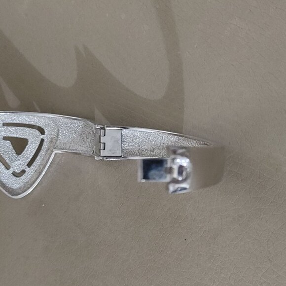 Givenchy Hinged Bracelet Bold Silver Tone Vintage Triangular Design Modernist - Picture 8 of 14